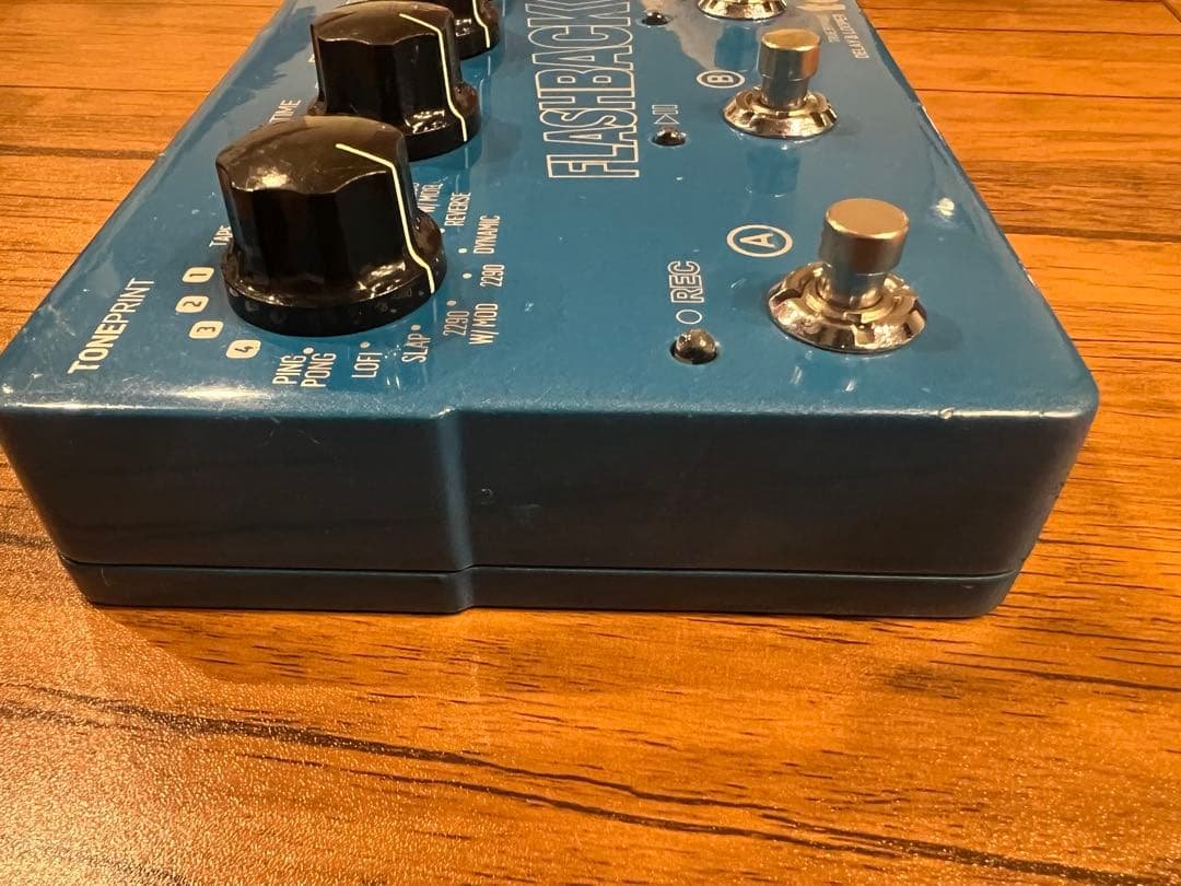 tc electronic FLASHBACK 2 X4 + 純正アダプター