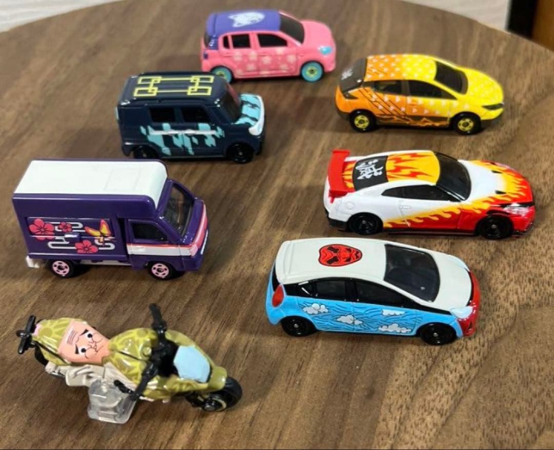 トミカ 鬼滅の刃 ミニカー 19台セット まとめ売りケース付き