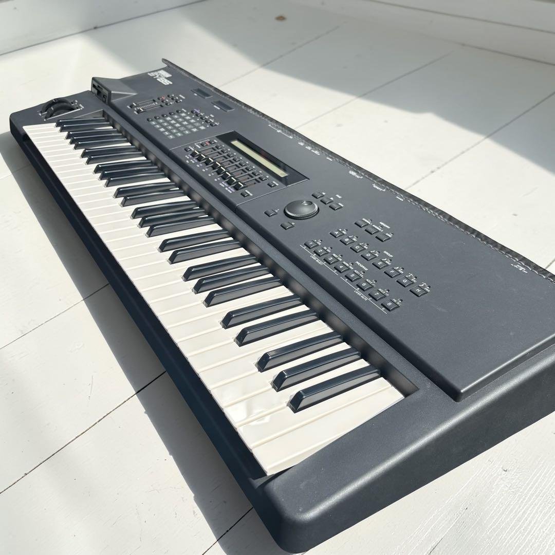 【名機】YAMAHA SY85 シンセサイザー 動作確認済 FD付 61鍵 美品