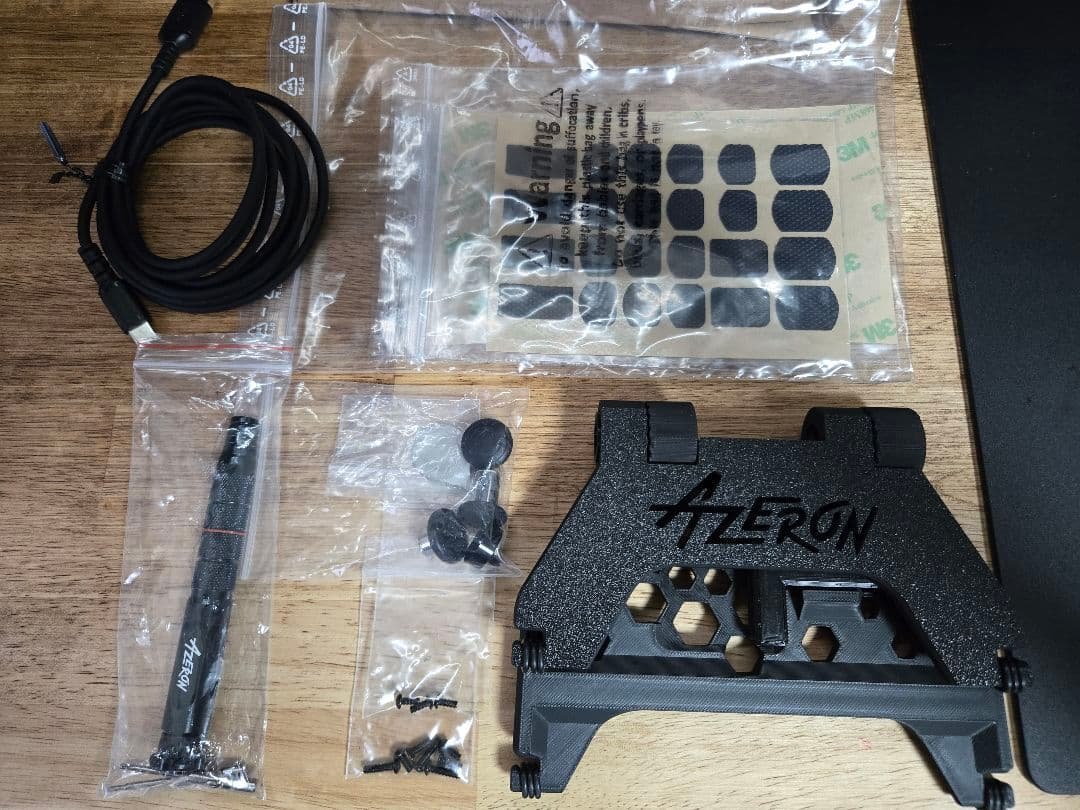 Azeron Cyborg Ⅱ ゲーミング左手デバイス ブラック スタンド付き