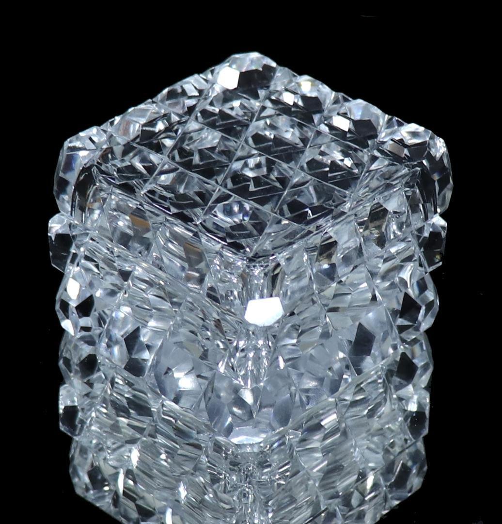 オールド・バカラ 珍品 スクエア型切子蓋物 ダイヤモンドカットディアマン小物入れ