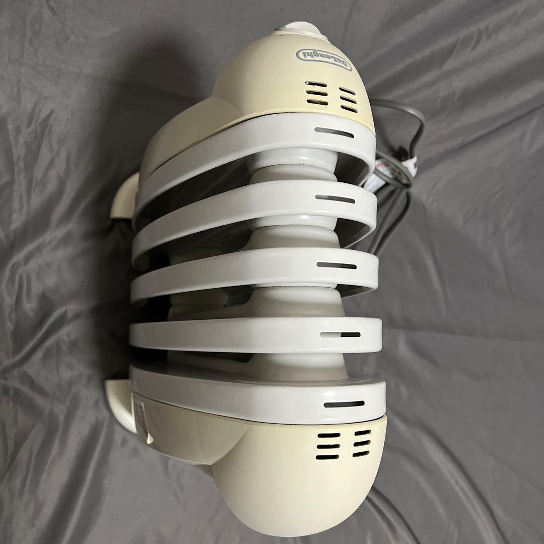 デロンギ・オイルヒーター 小型 DeLonghi TRN0505JS