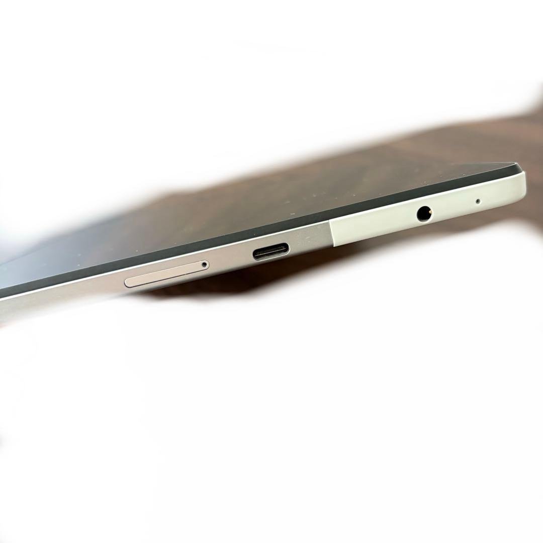 タブレット　NEC LAVIE T1055YS-T1055EAS