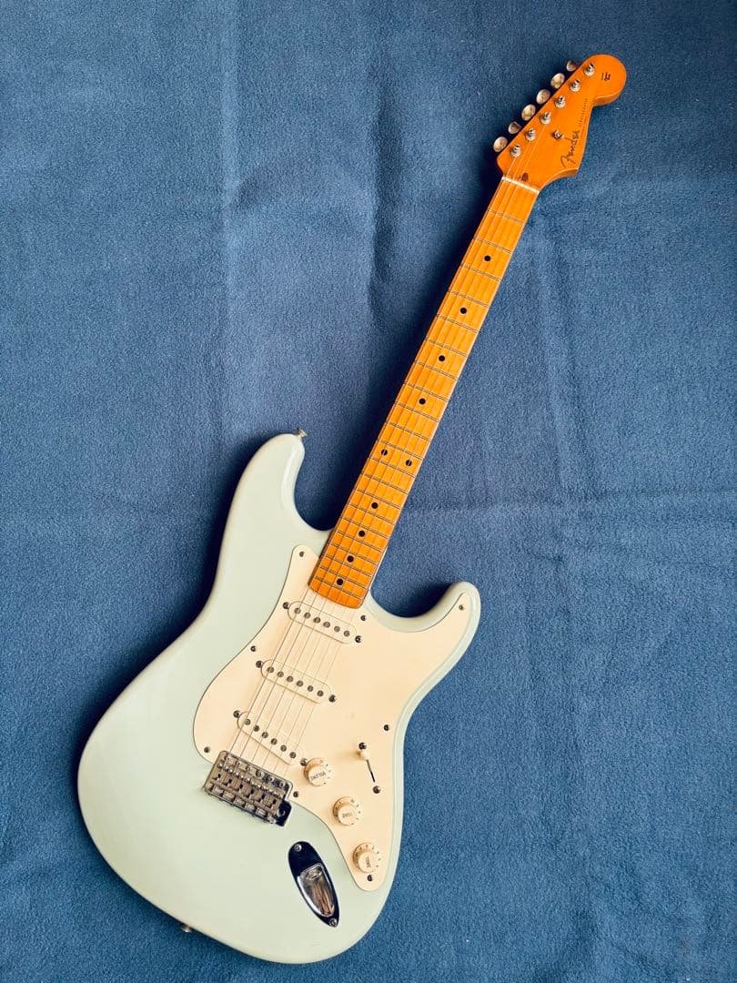 ☆ 邦ロックTシャツFender Mexico Stratocaster